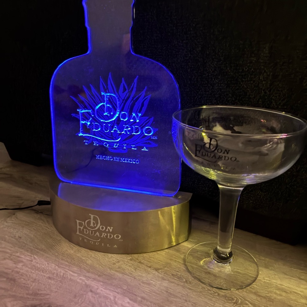 Blue LED Bar Accessory Set with Illuminated Bottle